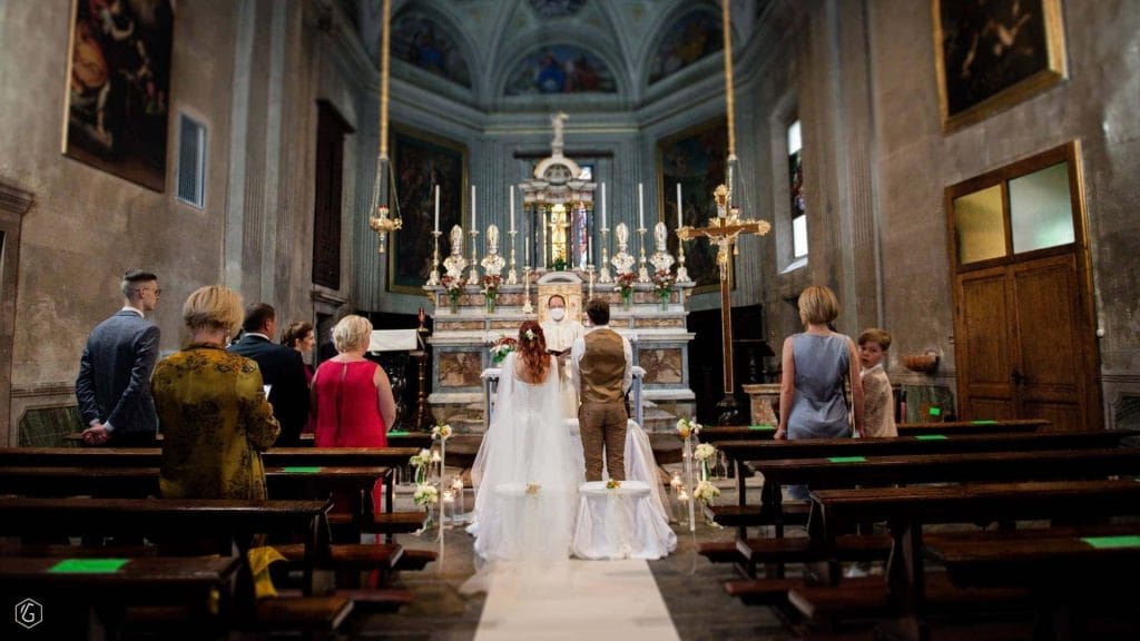 Vilma Wedding & Event Planner _ Vilma Rapšaitė _ vestuves Italijoje _ bažnytinė santuoka Italijoje vestuvių organizatorė užsienyje _ meilės šventė Italija užsienis vestuvių koordinatorė _ santuoka Italijos bažnyčioje
