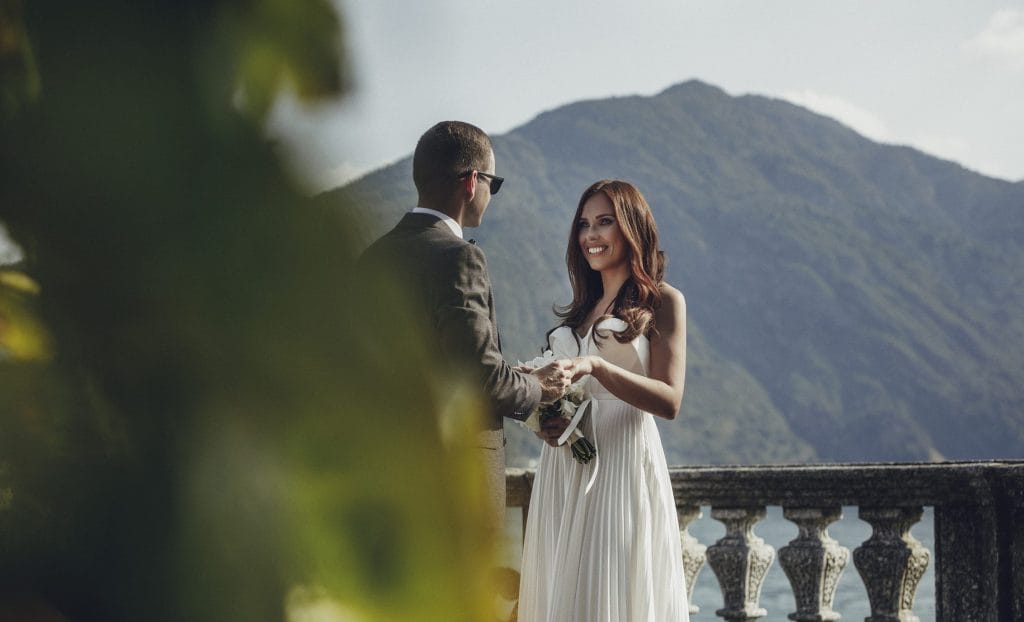 Vilma Wedding & Event Planner _ Vilma Rapšaitė _ vestuvės Italijoje 2022 2023 _ santuoka užsienyje _ Komo ežero pakrantė _ birželis _ laikas vestuvėms _ vestuvių planuotoja _ koordinatorė